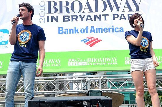 Photos: WICKED, NORMAL, ADDAMS & LION KING Play Broadway In Bryant Park — photo 11 of 49