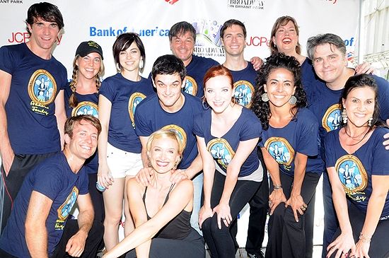 Photos: WICKED, NORMAL, ADDAMS & LION KING Play Broadway In Bryant Park — photo 14 of 49