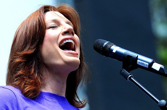 Photos: WICKED, NORMAL, ADDAMS & LION KING Play Broadway In Bryant Park — photo 47 of 49