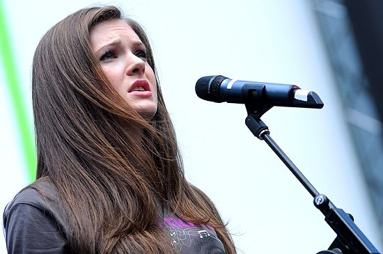 Photos: WICKED, NORMAL, ADDAMS & LION KING Play Broadway In Bryant Park — photo 37 of 49