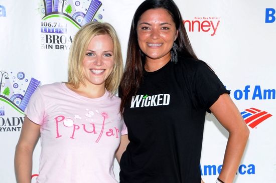 Photos: WICKED, NORMAL, ADDAMS & LION KING Play Broadway In Bryant Park — photo 25 of 49