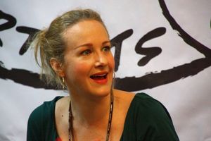 Katie Finneran Photo