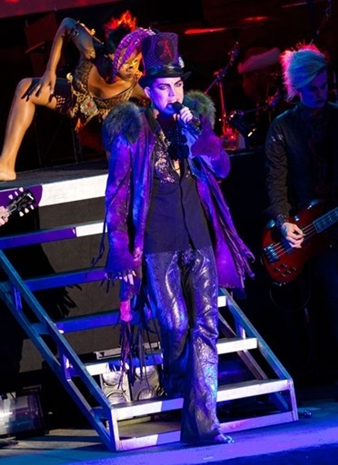 Photo Coverage: Adam Lambert performs at Mandalay Beach  Image