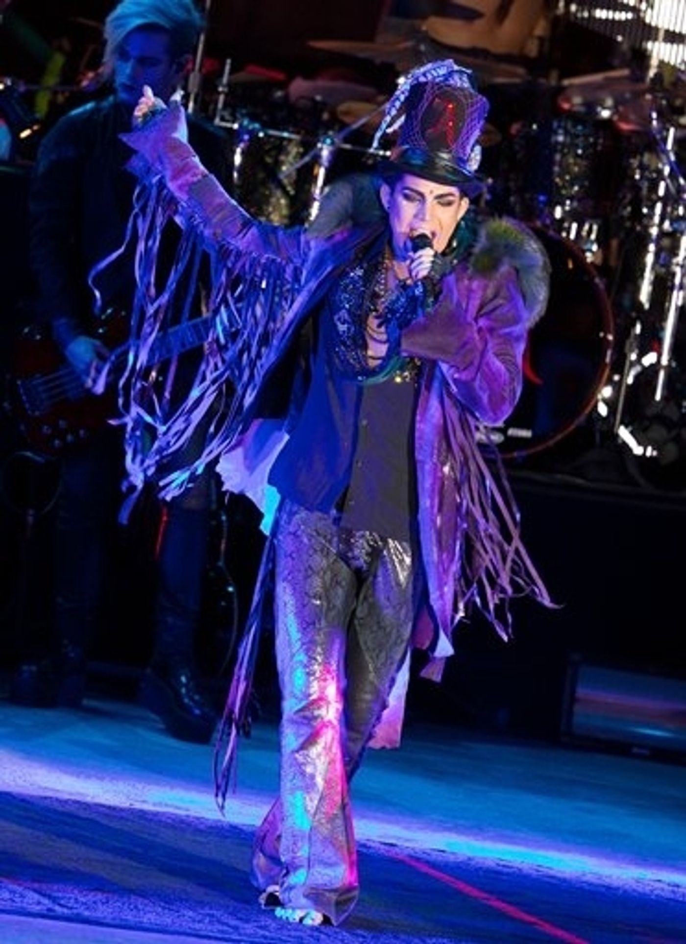 Photo Coverage: Adam Lambert performs at Mandalay Beach  Image