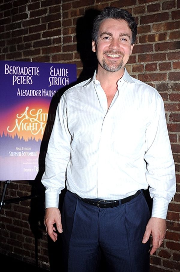 Alexander Hanson Photo