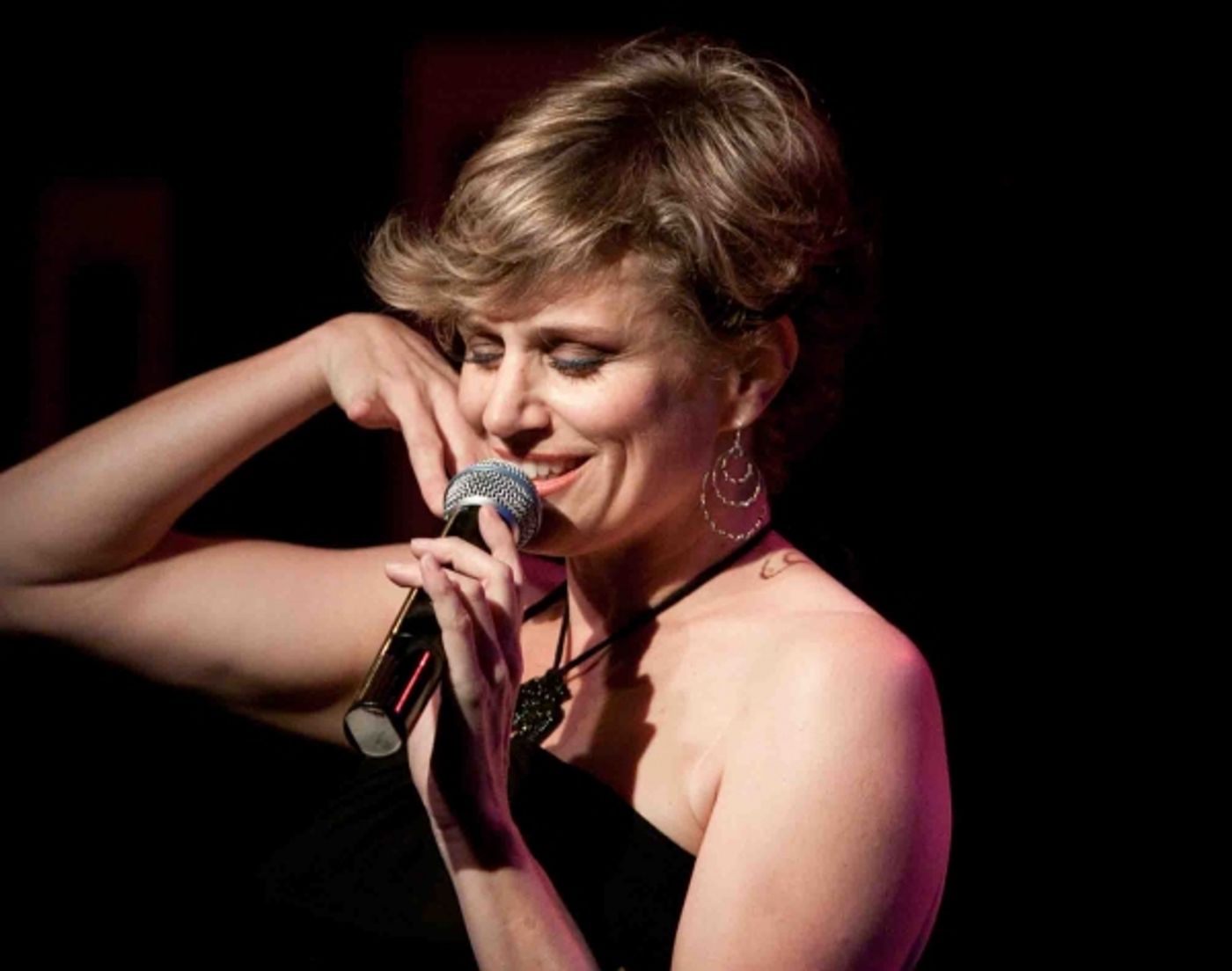Photo Flash: Cady Huffman Plays Broadway At Birdland  Image
