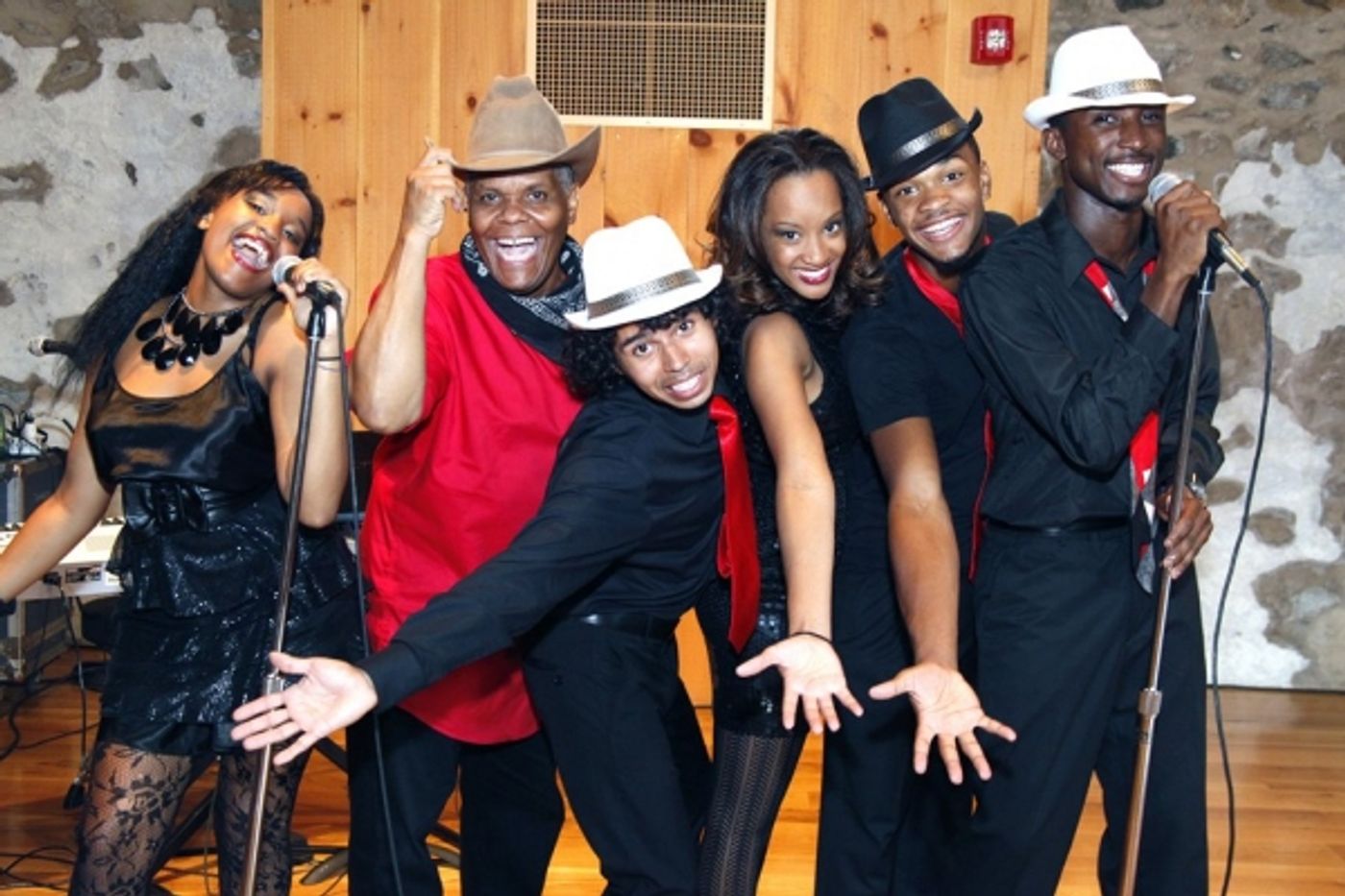 Photo Coverage: Parker, Rodriguez, Burgess and More Salute The Broadway Dreams Foundation  Image