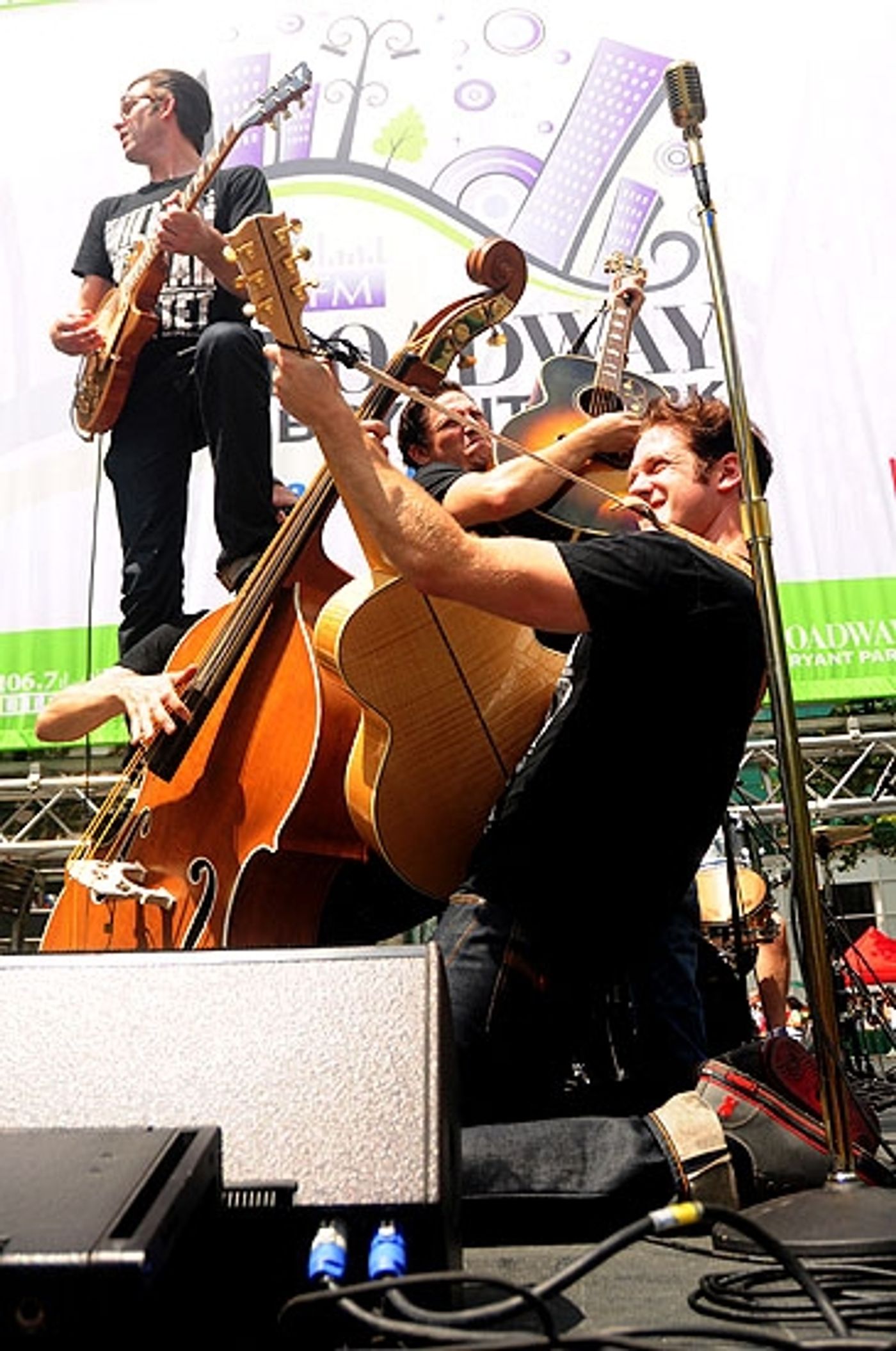 Photo Coverage: QUARTET, FELA!, AVENUE Q & More Play Broadway in Bryant Park! Photo Coverage: QUARTET, FELA!, AVENUE Q & More Play Broadway in Bryant Park! Image