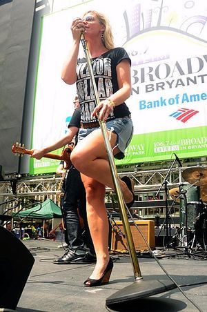 Elizabeth Stanley (Million Dollar Quartet) @ BroadwayWorld Elizabeth Stanley (Million Dollar Quartet) Photo