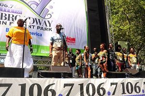 Lillias White & Sahr Ngaujah (Fela!) and the cast of FELA! Photo