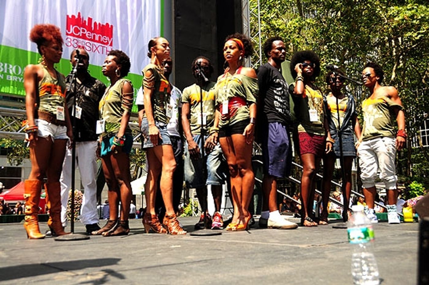 Photo Coverage: QUARTET, FELA!, AVENUE Q & More Play Broadway in Bryant Park! Photo Coverage: QUARTET, FELA!, AVENUE Q & More Play Broadway in Bryant Park! Image