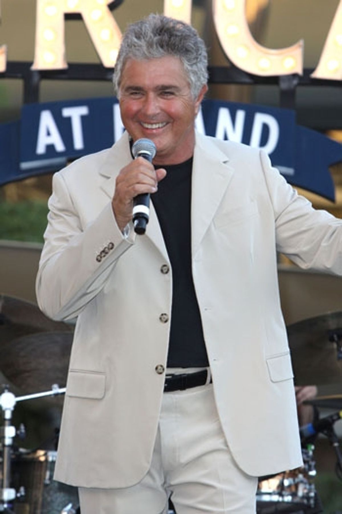 Steve Tyrell at The Americana at Brand at 