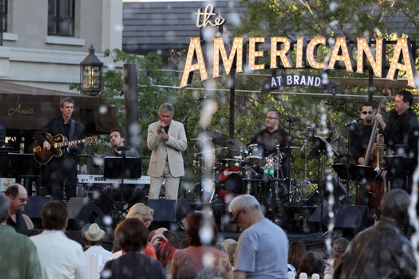 Photo Coverage:  Steve Tyrell & Jennifer Leigh Warren kick off Summer Concert Series  Image