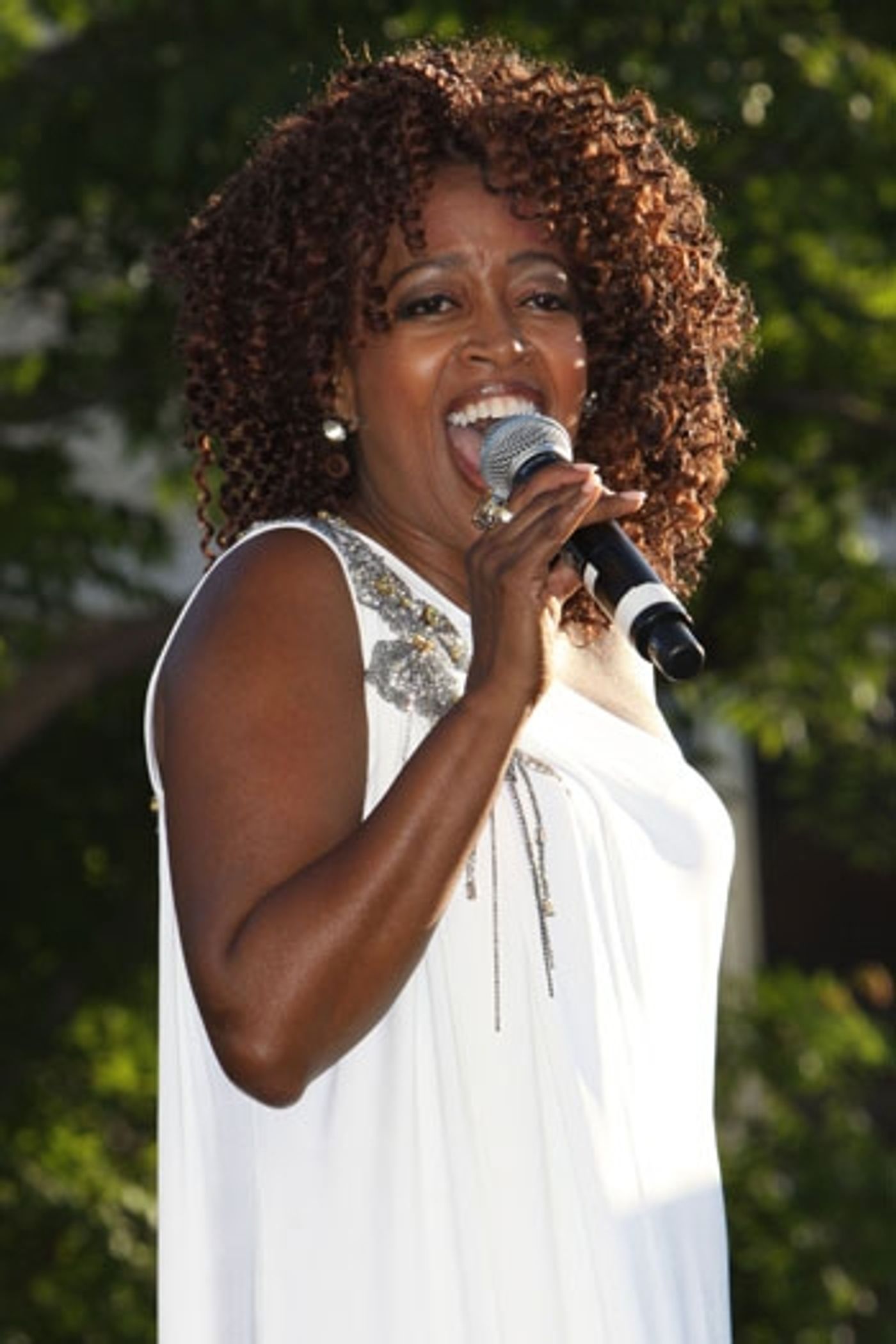 Photo Coverage:  Steve Tyrell & Jennifer Leigh Warren kick off Summer Concert Series  Image