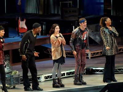 Wayne Brady, Vanessa Hudges and Tracie Thoms Photo