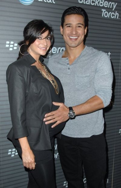 Mario Lopez & girlfriend Photo