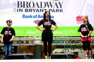 Ethan Haberfield, Laura Michelle Kelly ( Mary Poppins ) @ BroadwayWorld Ethan Haberfield, Laura Michelle Kelly ( Mary Poppins ) Photo