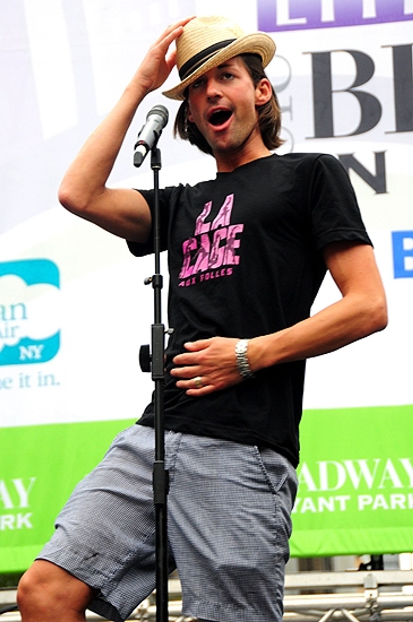 Photo Coverage: LA CAGE, IDIOT, WEST SIDE STORY & More Play Broadway in Bryant Park!  Image