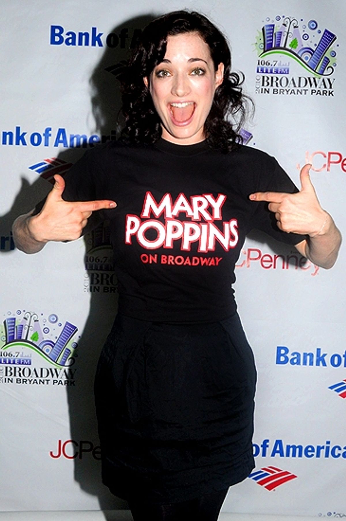 Laura Michelle Kelly ( Mary Poppins ) at 