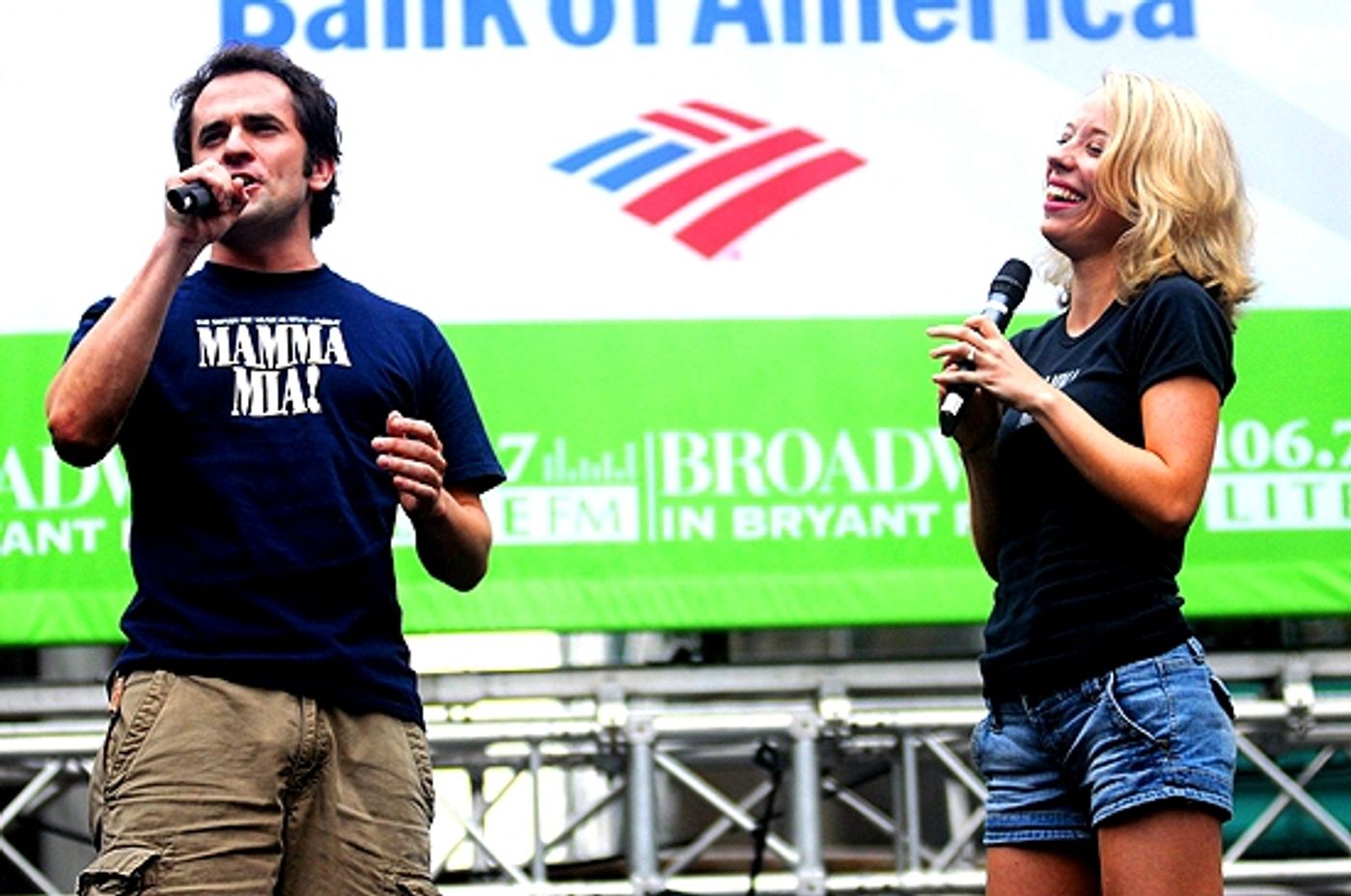 Photo Coverage: LA CAGE, IDIOT, WEST SIDE STORY & More Play Broadway in Bryant Park!  Image