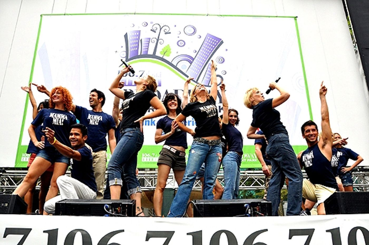 Photo Coverage: LA CAGE, IDIOT, WEST SIDE STORY & More Play Broadway in Bryant Park!  Image