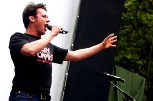 Nicolas Dromard ( Mary Poppins ) @ BroadwayWorld Nicolas Dromard ( Mary Poppins ) Photo