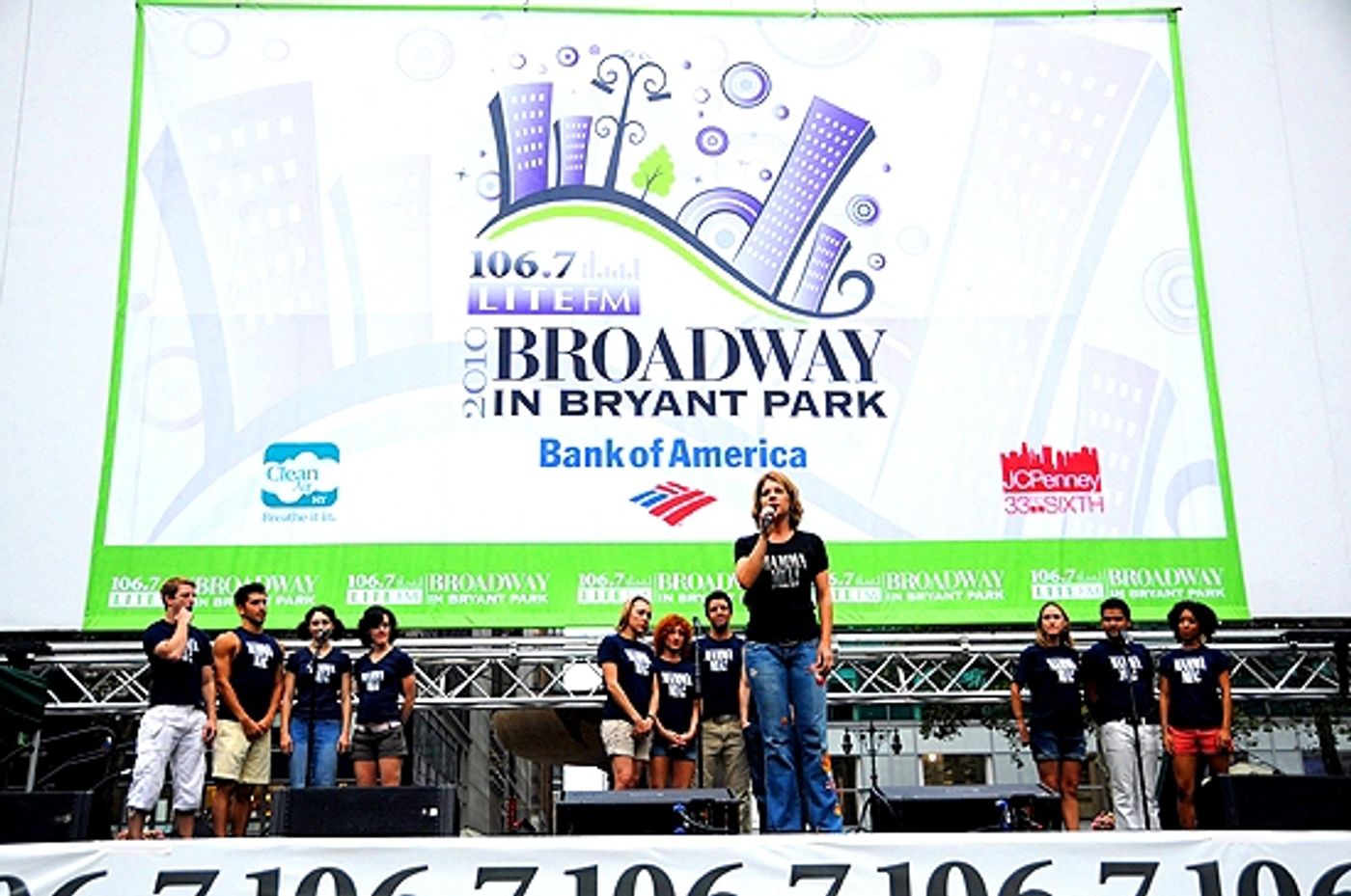 Photo Coverage: LA CAGE, IDIOT, WEST SIDE STORY & More Play Broadway in Bryant Park!  Image