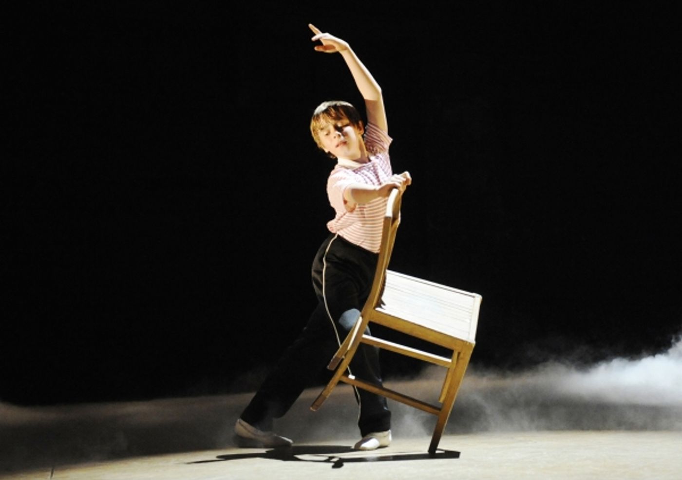 Photo Flash: BILLY ELLIOT THE MUSICAL at the Victoria Palace Theatre  Image