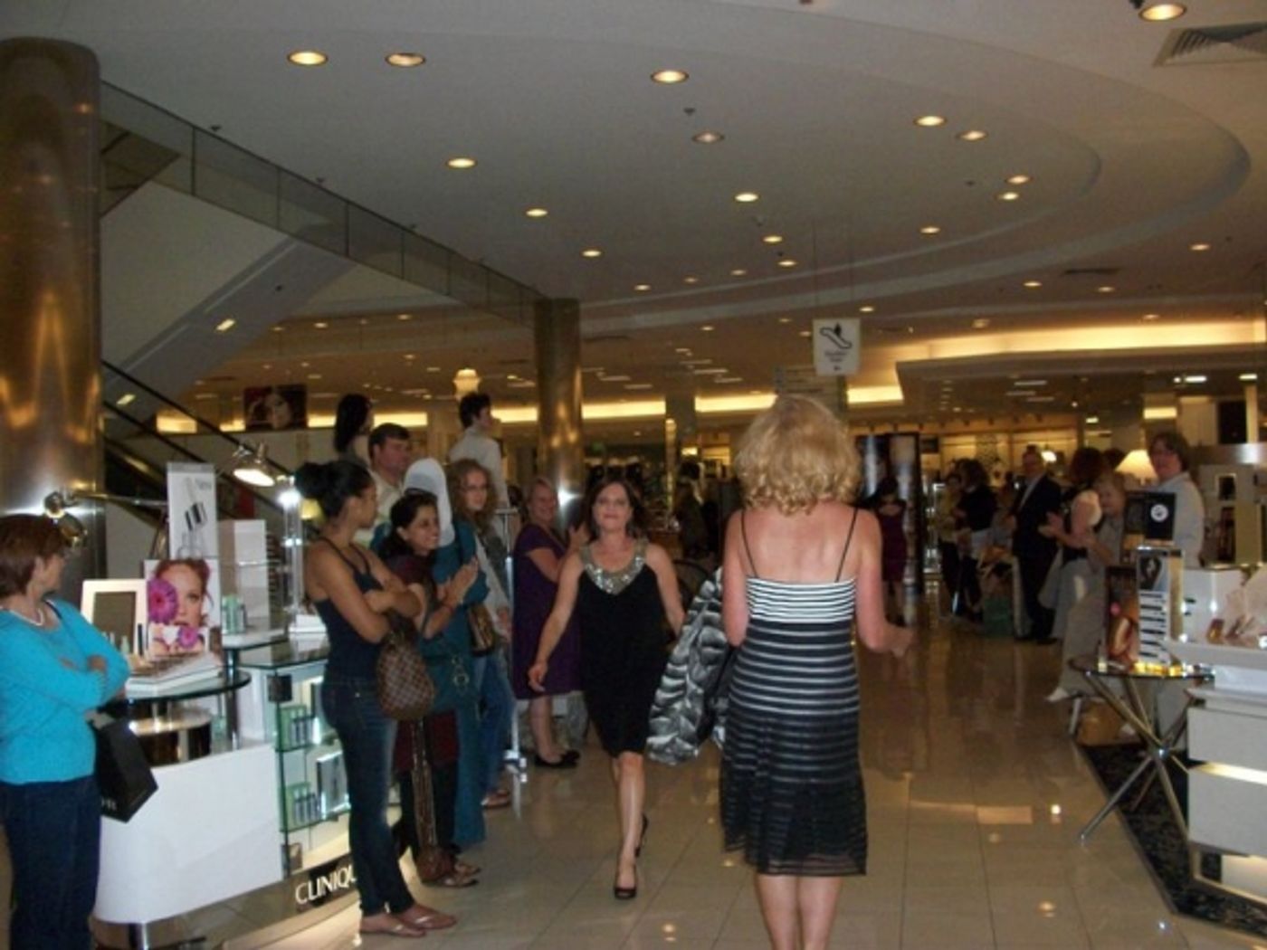 Photo Coverage: The First Night Fashion Extravaganza Photo Coverage: The First Night Fashion Extravaganza Image