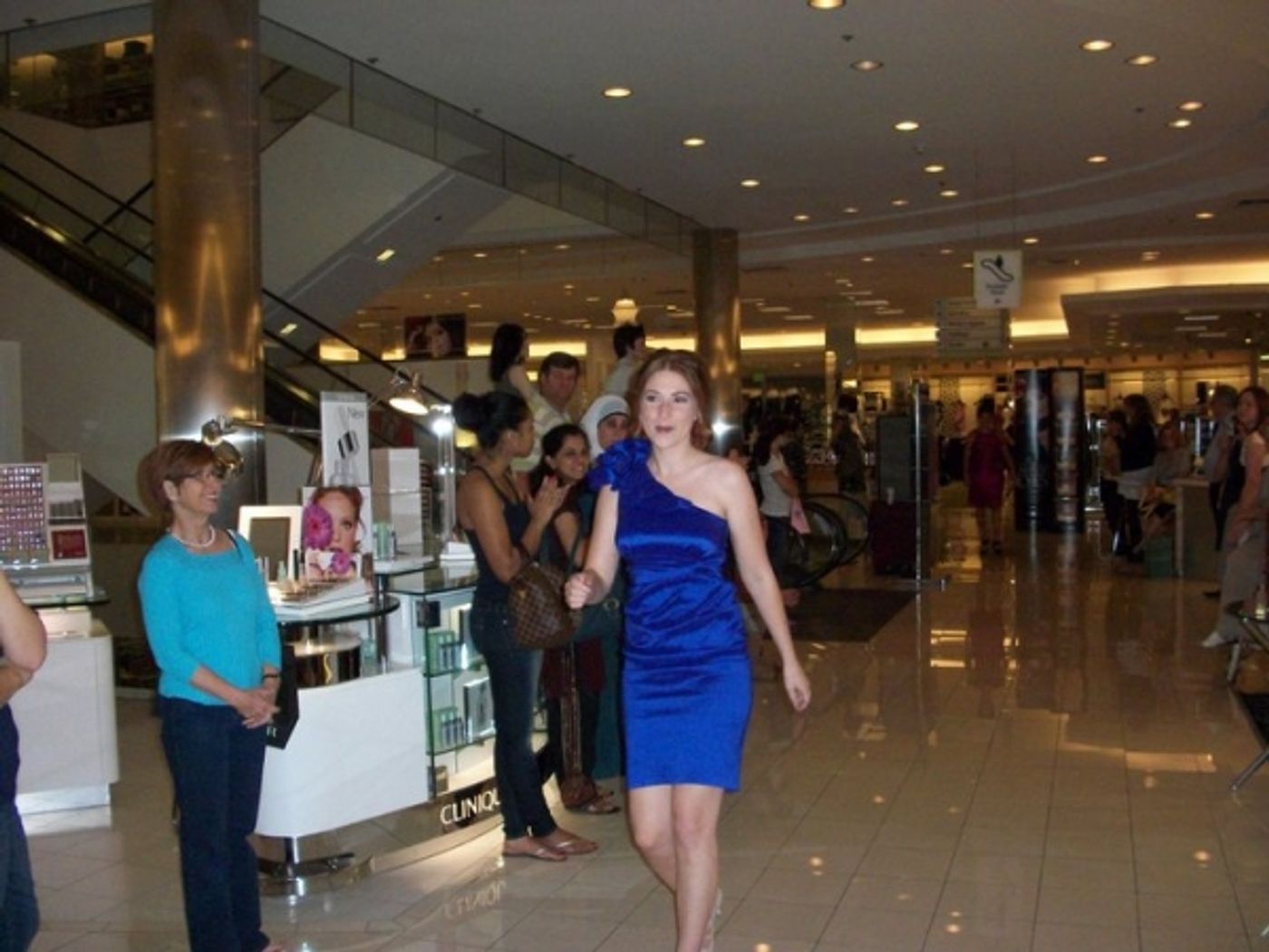 Photo Coverage: The First Night Fashion Extravaganza Photo Coverage: The First Night Fashion Extravaganza Image