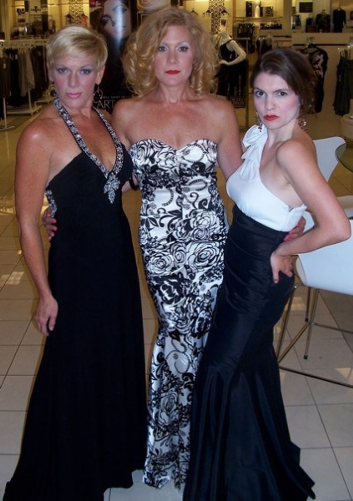 Photo Coverage: The First Night Fashion Extravaganza Photo Coverage: The First Night Fashion Extravaganza Image