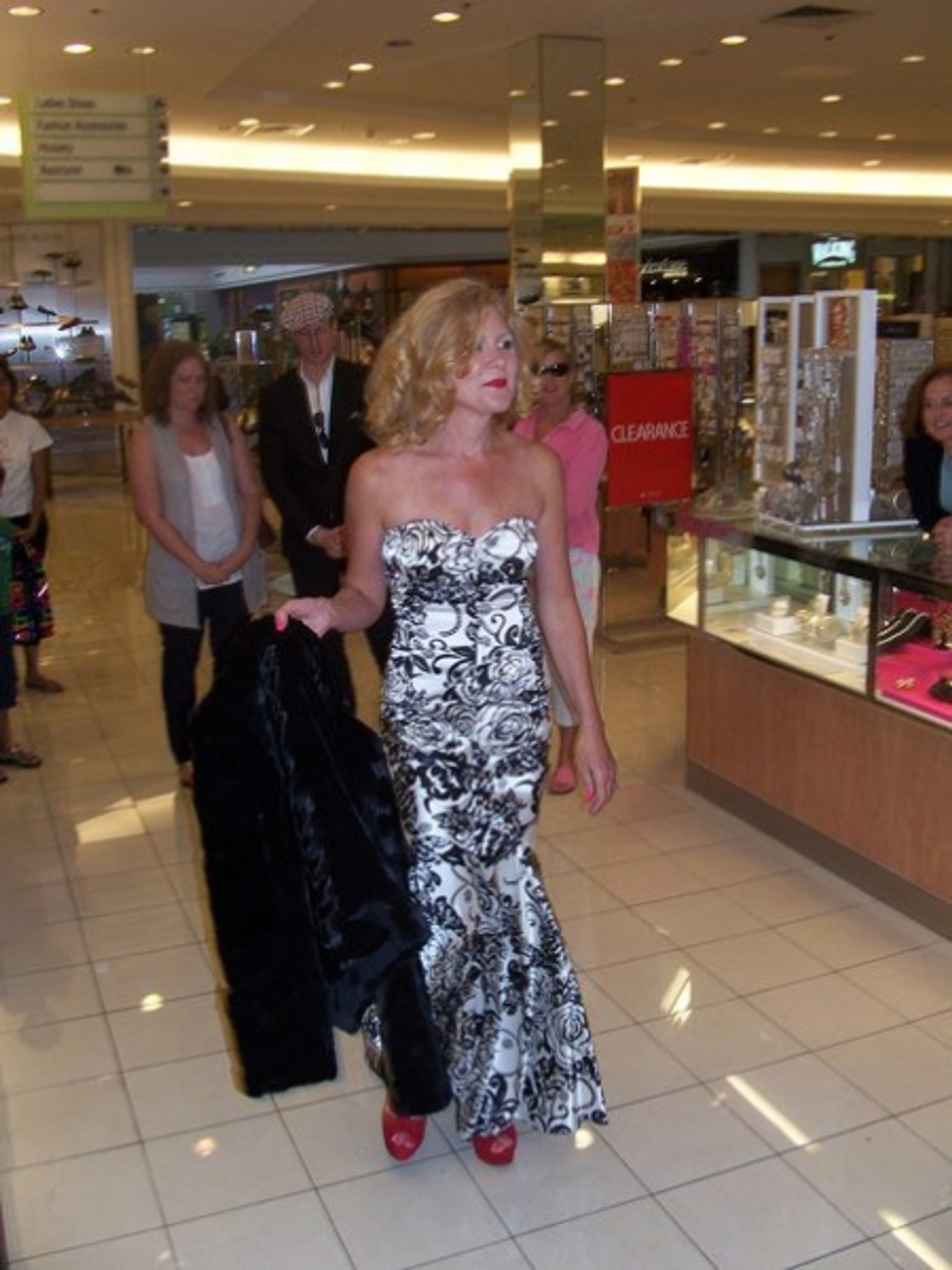 Photo Coverage: The First Night Fashion Extravaganza — photo 8 of 42