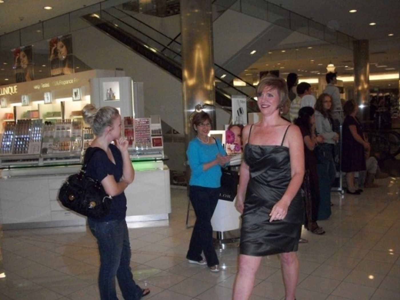 Photo Coverage: The First Night Fashion Extravaganza Photo Coverage: The First Night Fashion Extravaganza Image