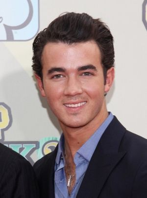 Kevin Jonas @ BroadwayWorld Kevin Jonas Photo