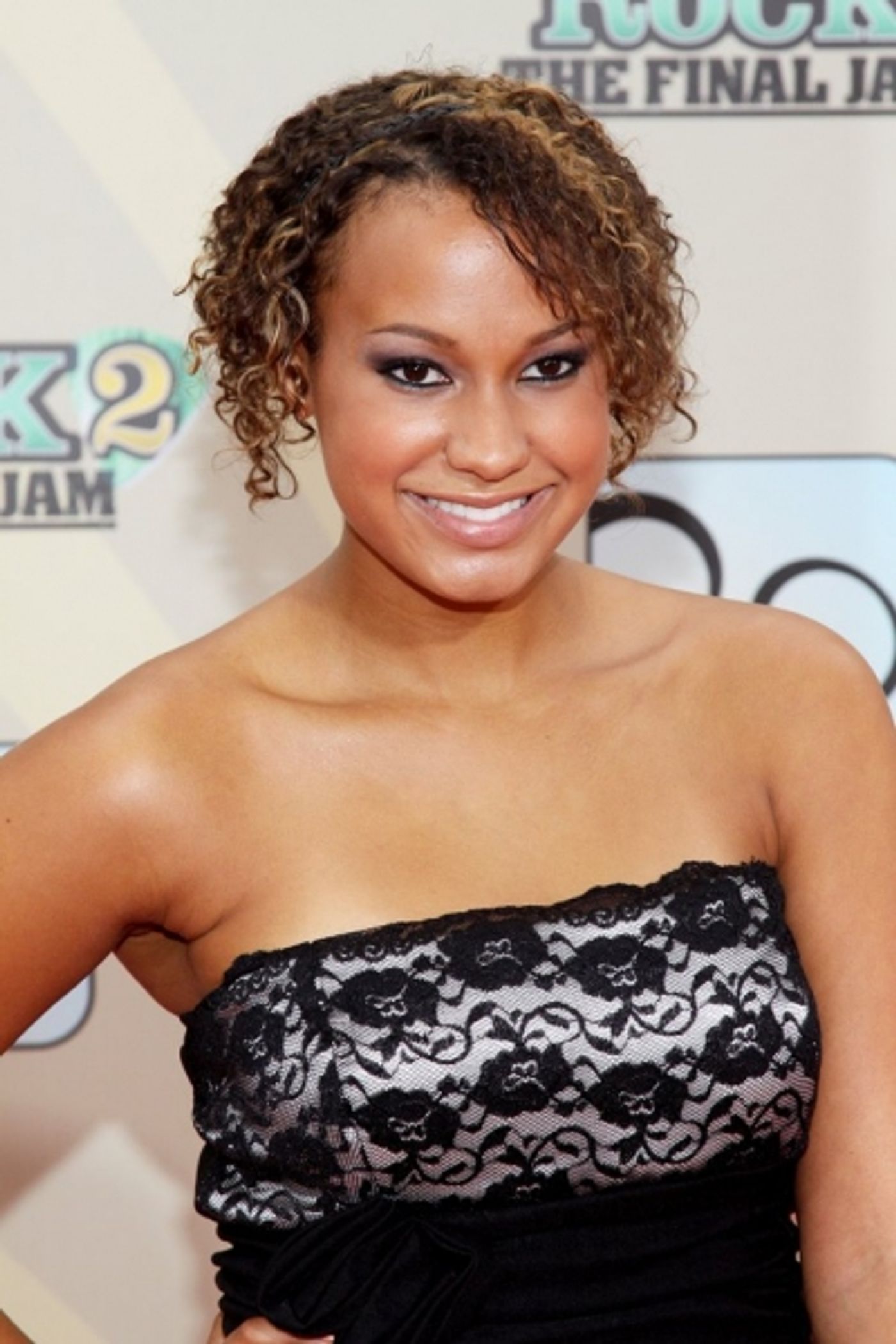 Photo Coverage: 'Camp Rock 2: The Final Jam' Premieres in New York City  Image