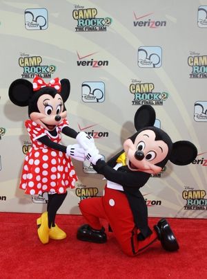 Demi Lovato @ BroadwayWorld Demi Lovato Photo