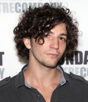 John Magaro Photo