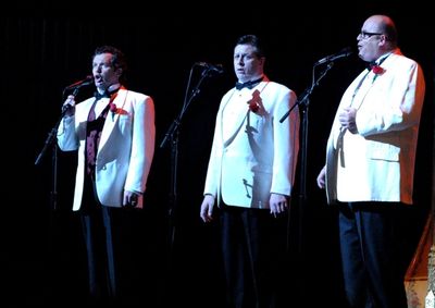Finbar Wright, Anthony Kearns, Ronan Tynan Photo