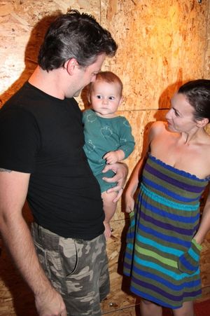 Jeremy Kushnier with his wife and daughter @ BroadwayWorld Jeremy Kushnier with his wife and daughter Photo