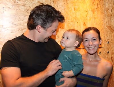 Jeremy Kushnier with his wife and daughter Photo