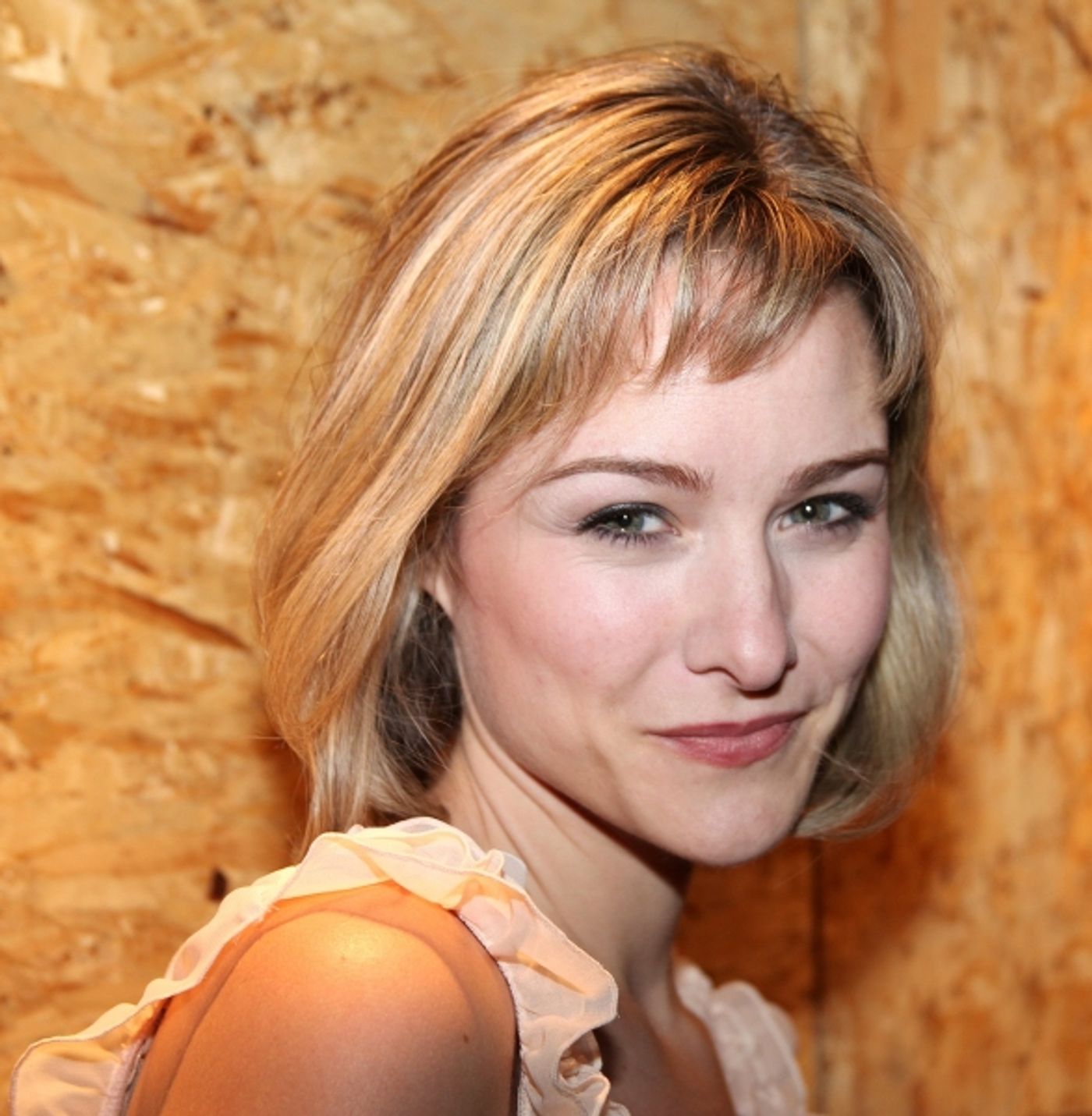 Photo Coverage Exclusive: CHESS at Signature Theatre - Backstage  Image