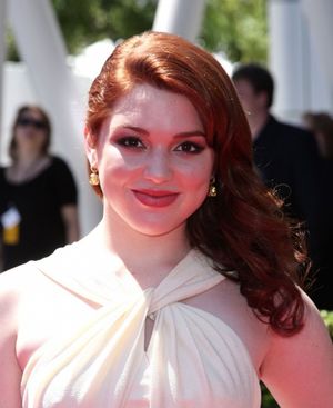 Jennifer Stone Photo