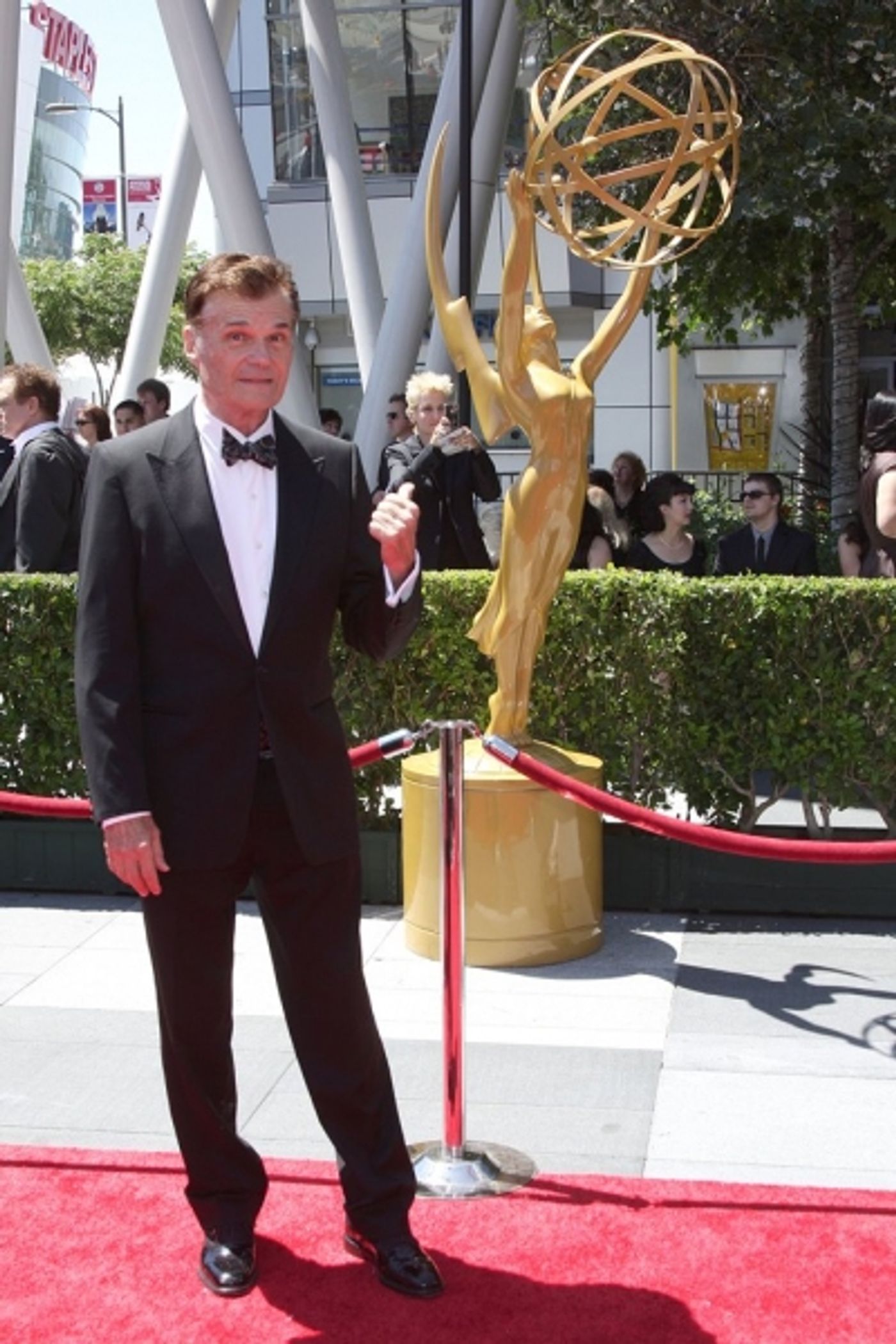 Photo Coverage: Chenoweth, Cumming, Harris, GLEE & More at the 2010 Creative Arts Emmy Awards  Image