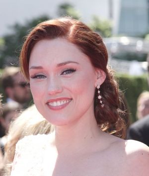 Clare Grant @ BroadwayWorld Clare Grant Photo