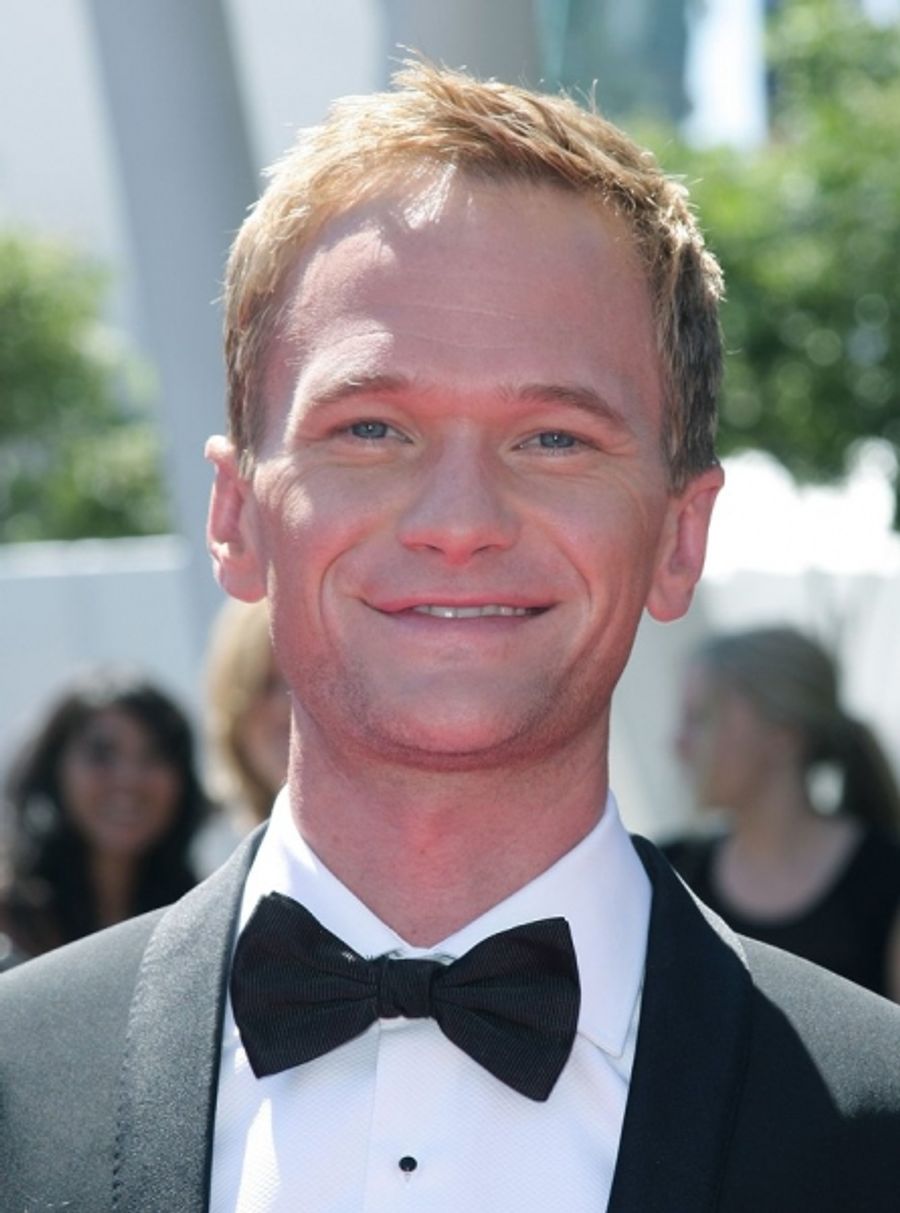 Photo Coverage: Chenoweth, Cumming, Harris, GLEE & More at the 2010 Creative Arts Emmy Awards Image