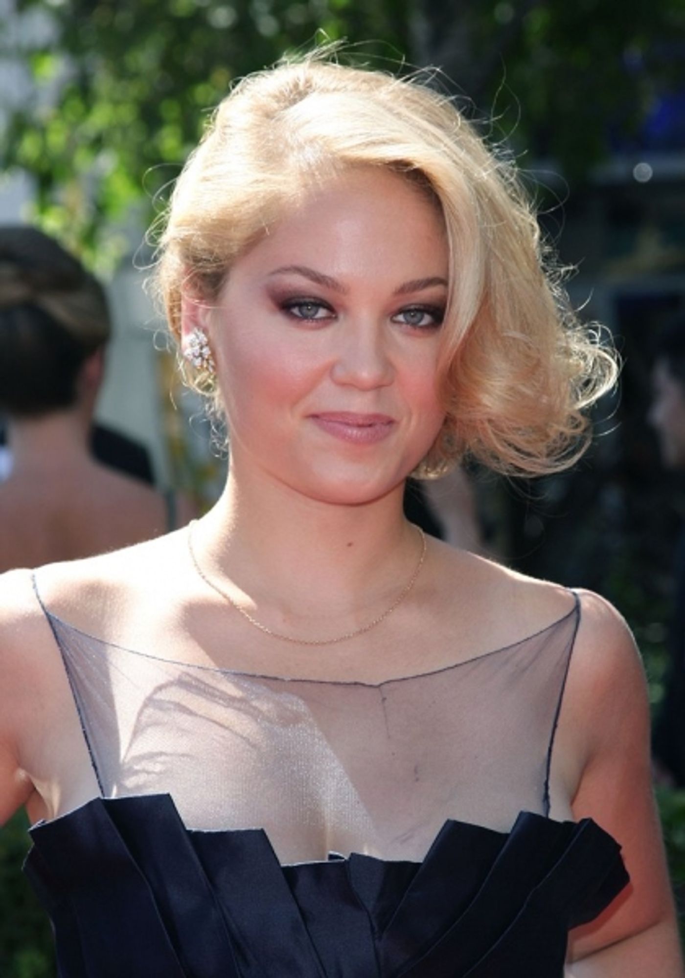 Photo Coverage: Chenoweth, Cumming, Harris, GLEE & More at the 2010 Creative Arts Emmy Awards  Image