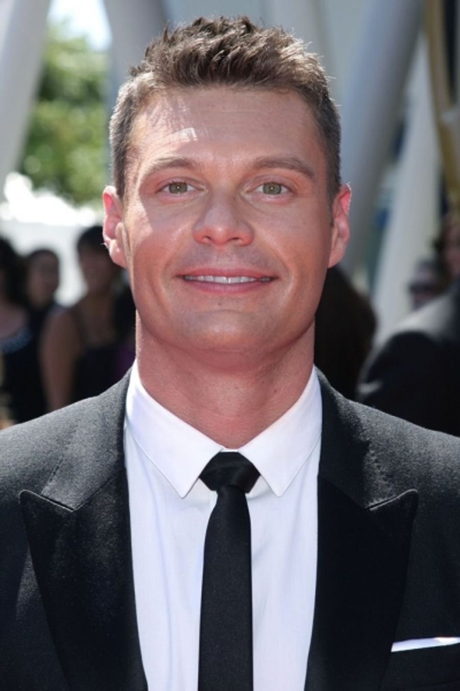 Photo Coverage: Chenoweth, Cumming, Harris, GLEE & More at the 2010 Creative Arts Emmy Awards Image