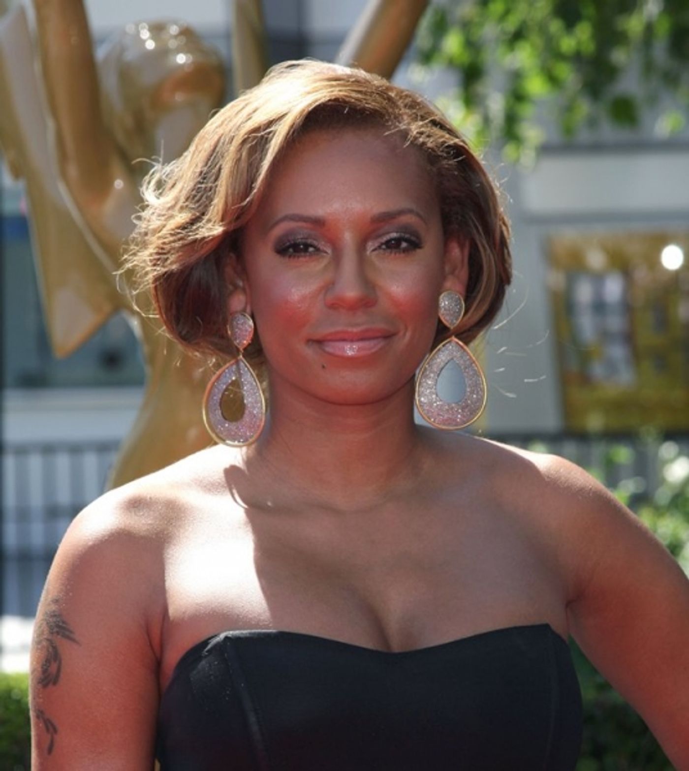 Photo Coverage: Chenoweth, Cumming, Harris, GLEE & More at the 2010 Creative Arts Emmy Awards  Image