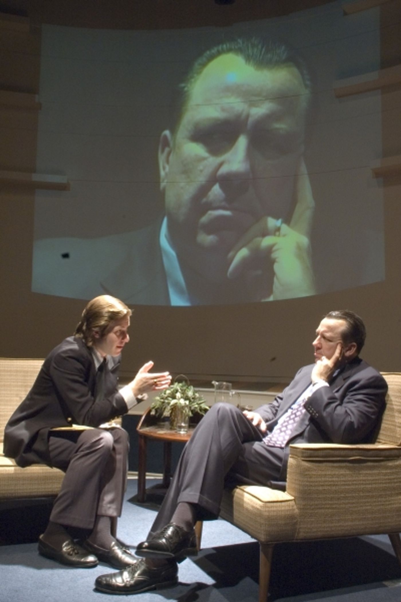 Photo Flash: Timeline Theater Presents FROST/NIXON  Image