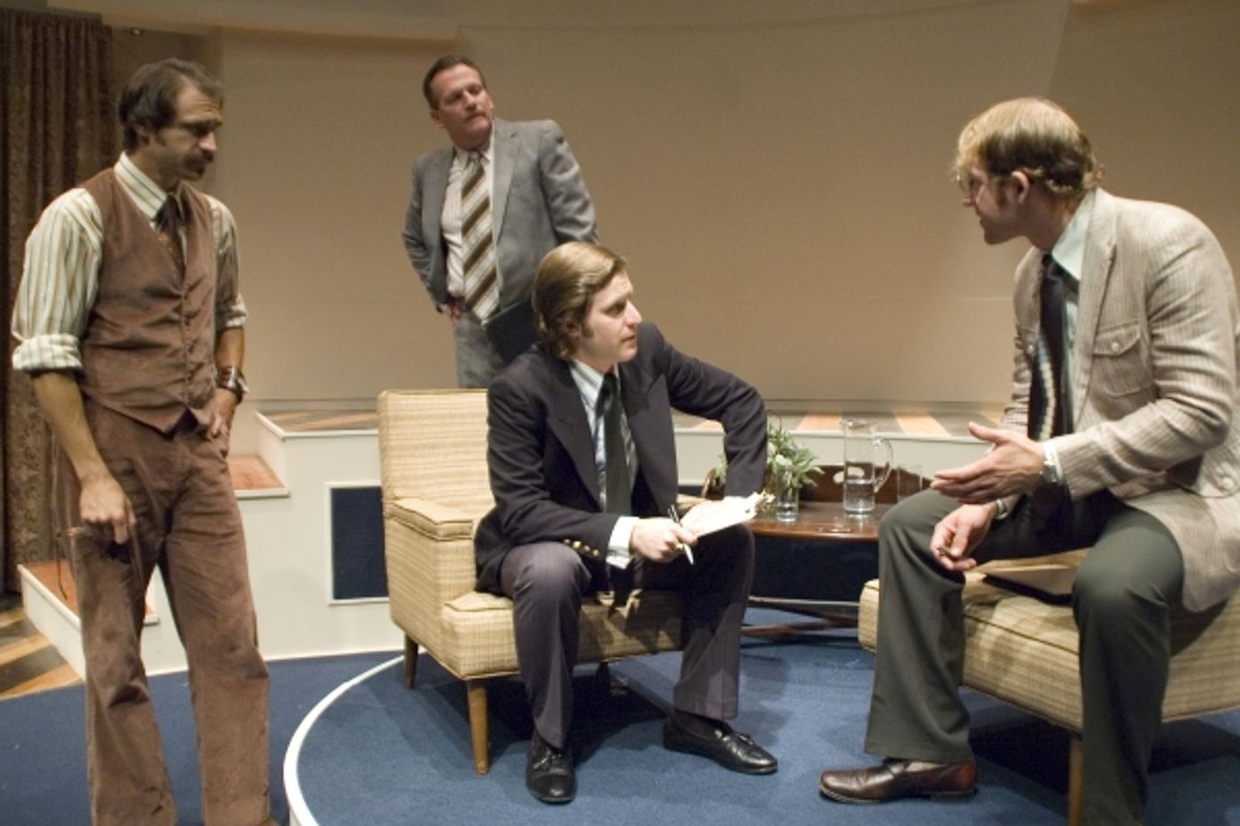 Photo Flash: Timeline Theater Presents FROST/NIXON  Image